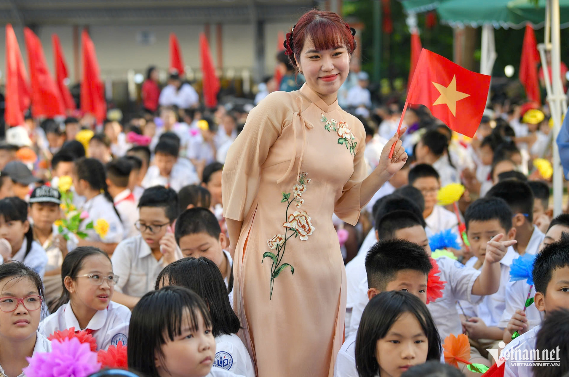 Giáo viên sắp được tăng lương “khủng”, có người thêm tới 7 triệu đồng/tháng