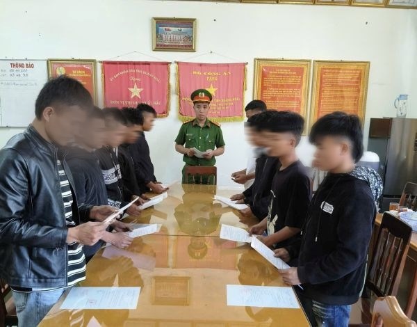 Khởi tố 10 đối tượng trong vụ truy đuổi, tấn công một thiếu niên