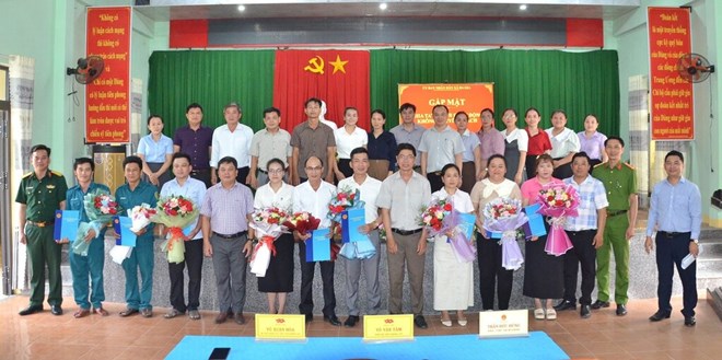 Quảng Ngãi tinh giản biên chế 564 người hoạt động không chuyên trách cấp xã