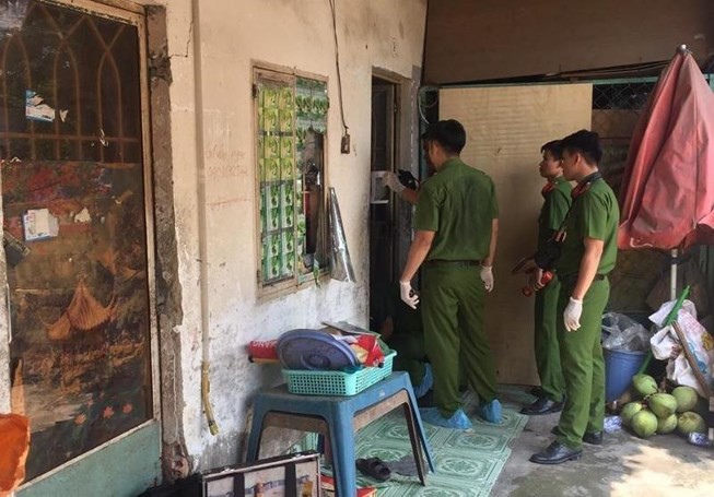 Bé gái 4 tuổi tử vong vì bạo hành trẻ em: Sự thật đau lòng từ mẹ và cha dượng - Ảnh 1.