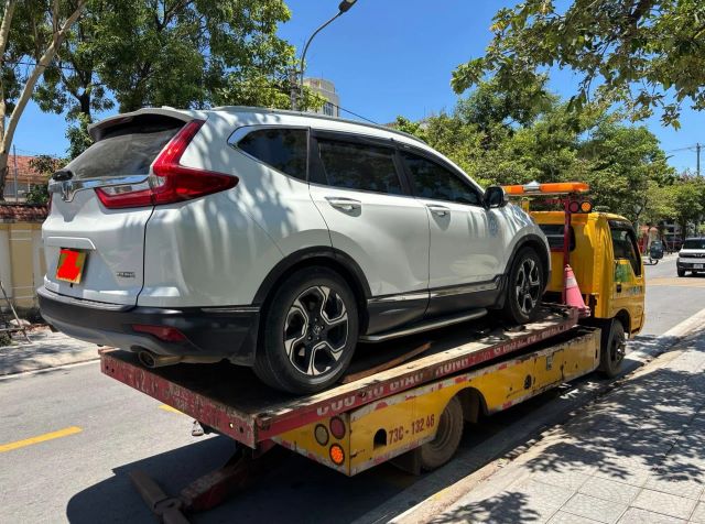 Nguyên nhân hàng loạt ô tô bất ngờ chết máy giữa đường sau khi đổ xăng E10
