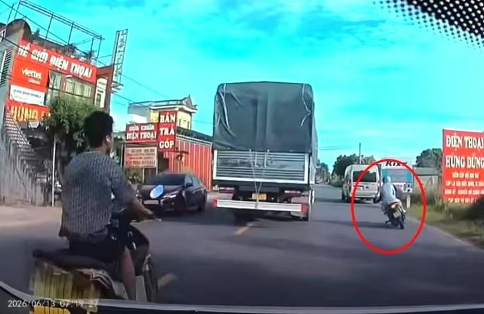 Danh tính đôi nam nữ tử vong sau khi tông vào đuôi xe khách ở Hưng Yên