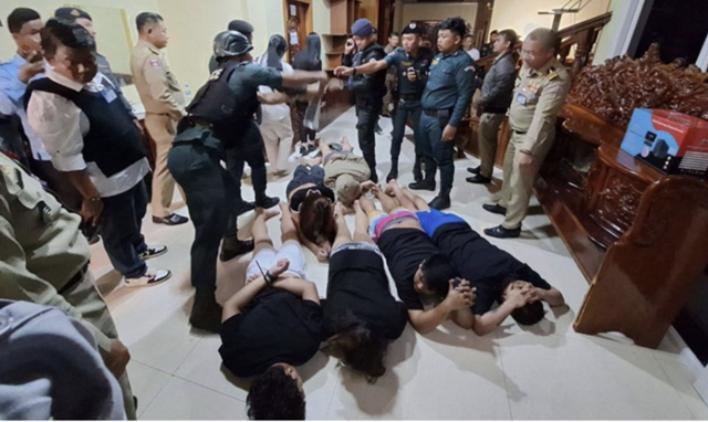 Triệt phá ổ lừa đảo trong biệt thự của tướng quân đội Campuchia, bắt giữ 34 đối tượng