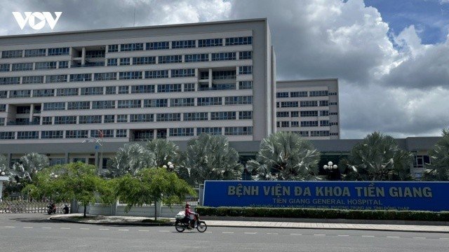 Danh tính người đàn ông rơi từ lầu 8 Bệnh viện Đa khoa Tiền Giang, thông tin đáng chú ý về nạn nhân