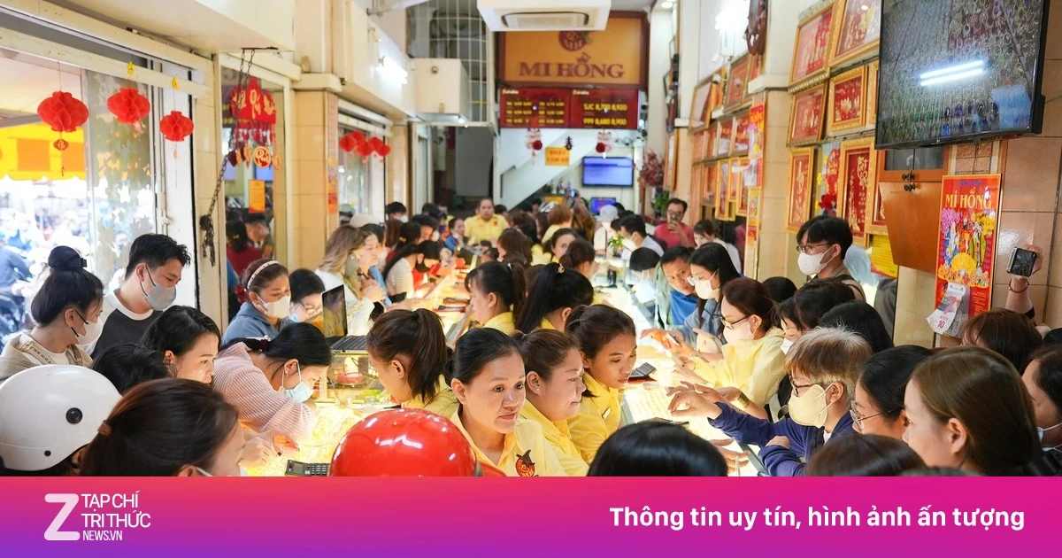 Giá vàng miếng, vàng nhẫn đồng loạt lao dốc sáng nay