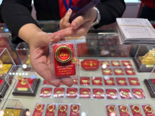 Giá vàng hôm nay 27/6: Cập nhật mới nhất