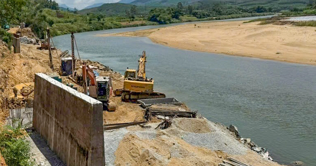 Đã bị ‘nhắc nhở’, dự án chống sạt lở vẫn ì ạch, Quảng Ngãi nhắc lần 2