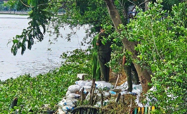Phát hiện thi thể phụ nữ không nguyên vẹn trong bao tải ở sông Sài Gòn: Hé lộ manh mối tại hiện trường