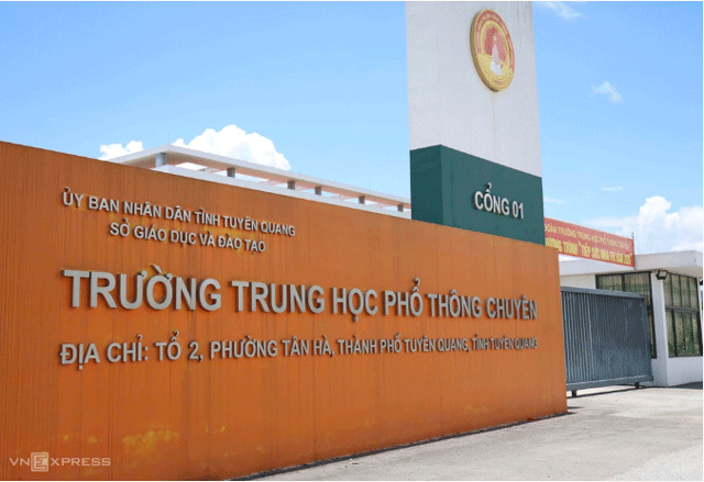 147-diem-10-toan-o-tuyen-quang-4