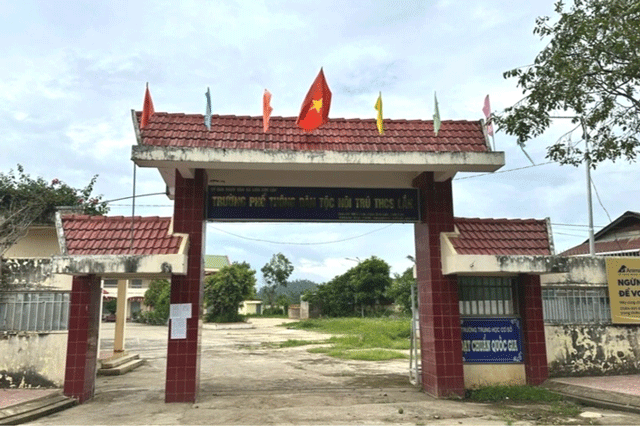 Nguyên hiệu trưởng tự ý xây nhà 500m2 trên đất của trường: Nhất quyết không trả lại đất, lý do được xây nhà