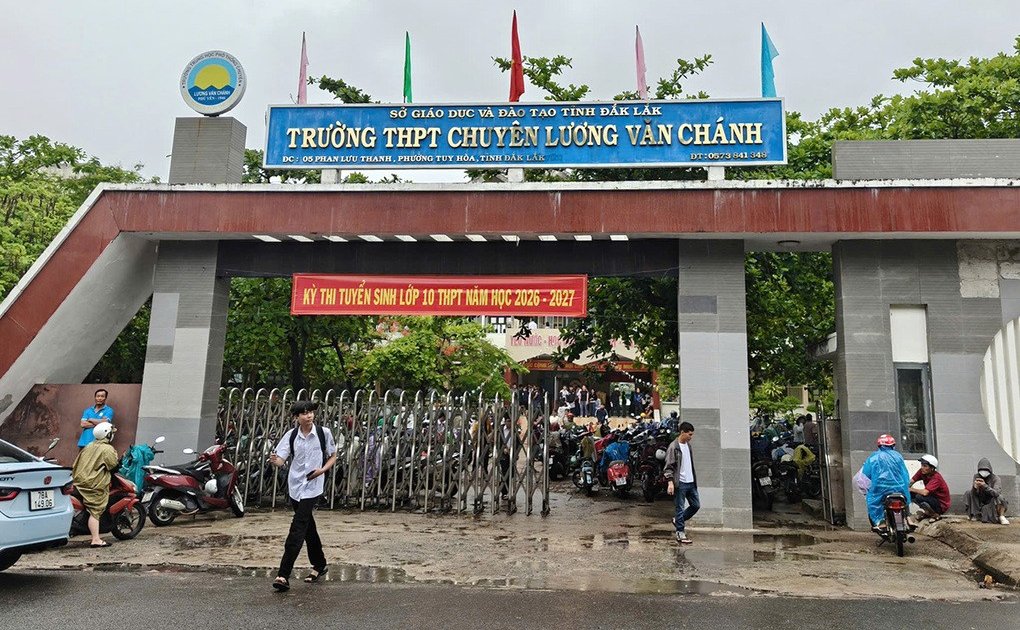 Xôn xao vụ 3 điểm mỗi môn vẫn đỗ trường chuyên: Người trong cuộc lên tiếng