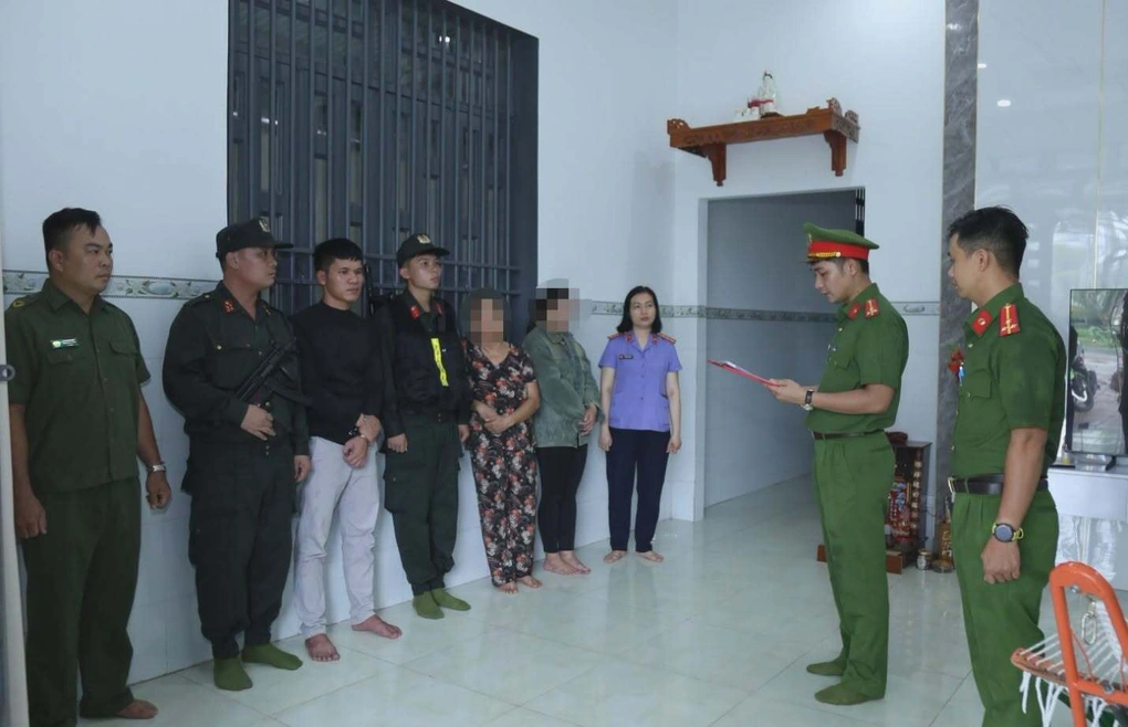 7 nhân viên tham ô hơn 1.200 tấn chì trị giá 67 tỷ đồng ở Đồng Nai