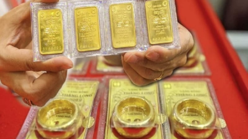 Giá vàng hôm nay (24/7): Đồng loạt lao dốc không phanh