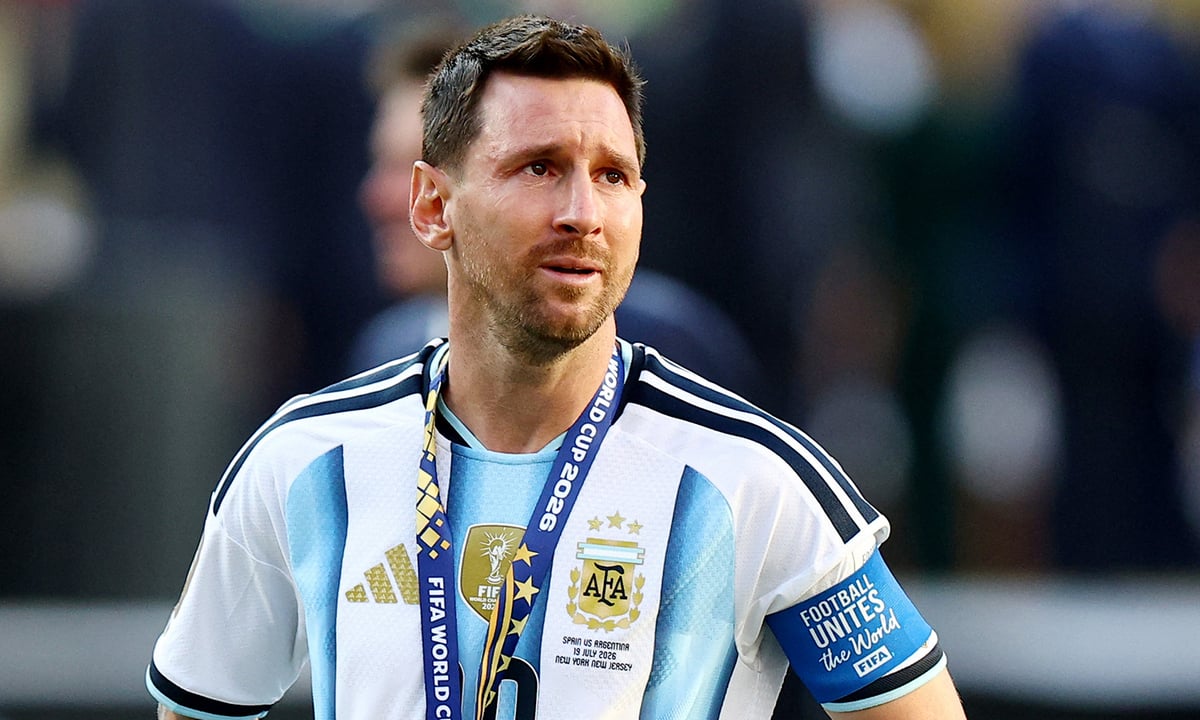 Báo Argentina: Messi ‘lừa gạt’ 8 tỷ người, phải điều tra