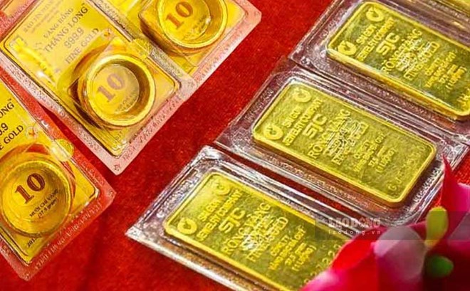 Giá vàng hôm nay 23.7: Vàng trong nước giảm đến 8 triệu đồng/lượng