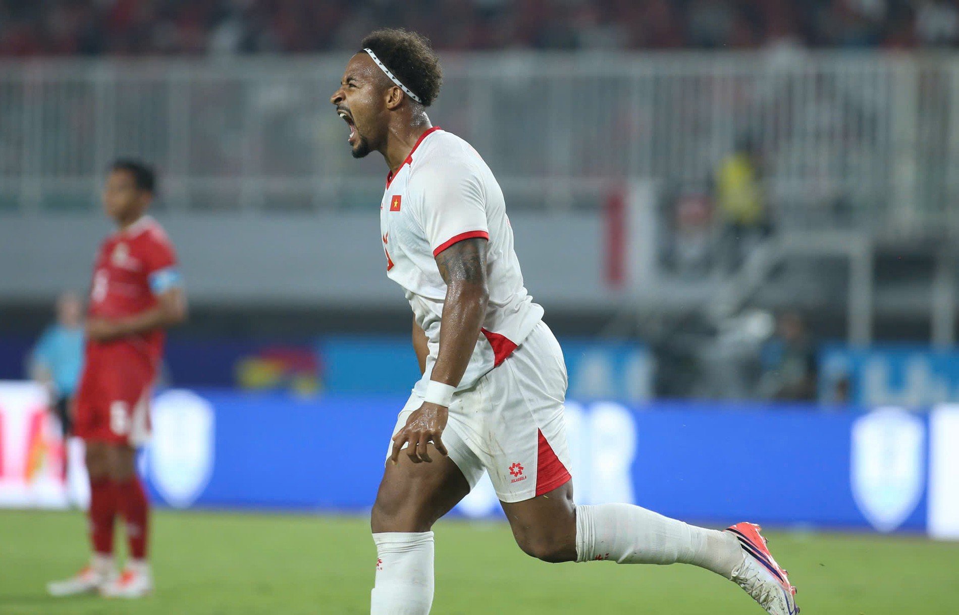 03-1785771316-tuyen-viet-nam-thang-tung-bung-tren-san-indonesia-chiem-ngoi-dau-bang-a-asean-cup-2026