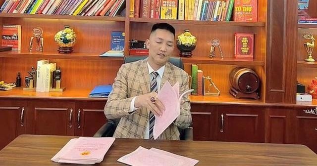 Toàn cảnh đế chế “có làm thì mới có ăn” của Huấn Hoa Hồng: Kinh doanh đa ngành từ bất động sản, cây cảnh đến sách dạy làm giàu