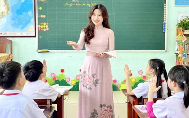Hiệu trưởng, hiệu phó dôi dư sau sắp xếp trường học: Muộn nhất 30/9 phải giải quyết nghỉ việc