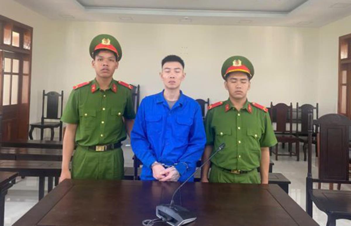Quảng Ngãi: ‘Yêu râu xanh’ lãnh án tù