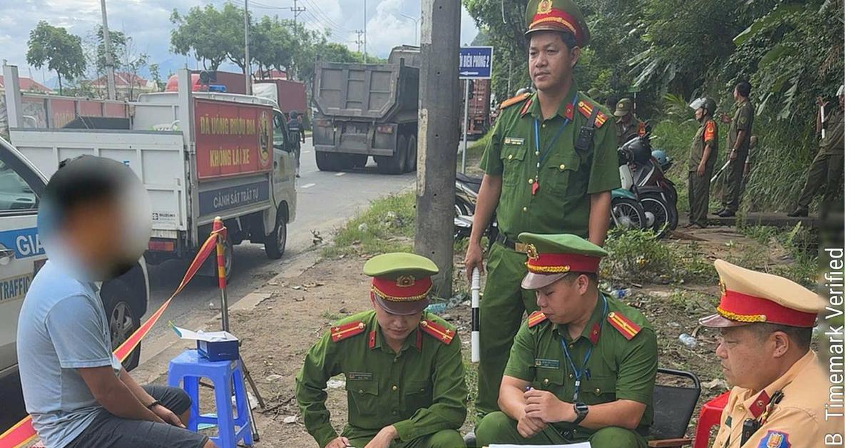 Công an kiểm tra 162 shipper, nhân viên, người chơi game…