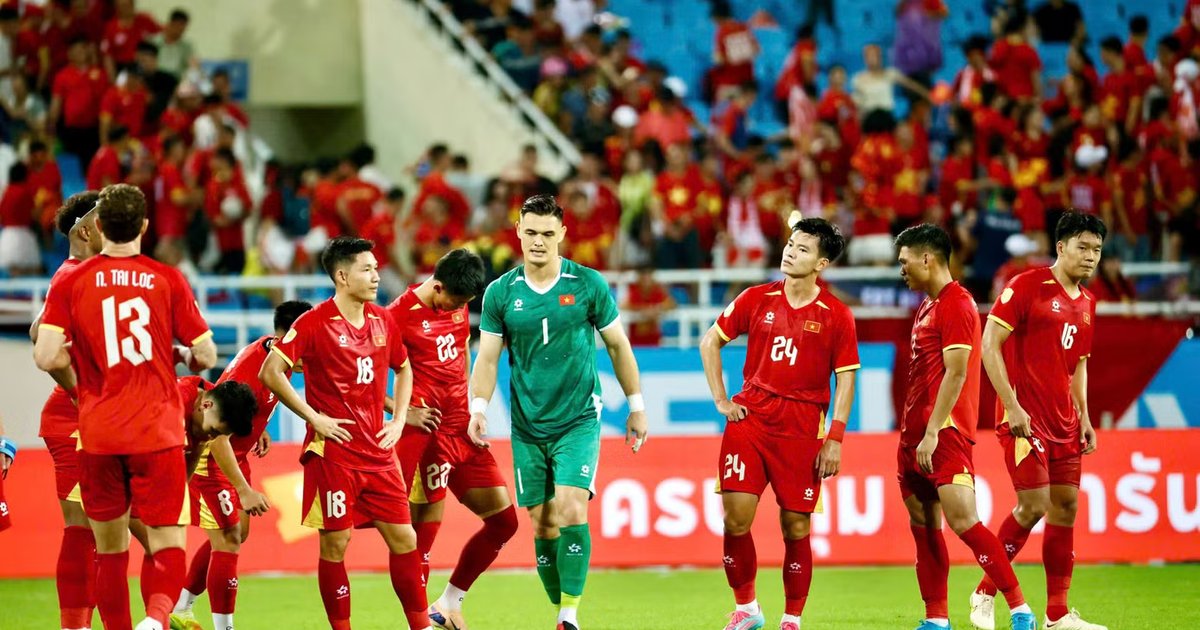ĐT Việt Nam rơi vào thế khó ở vòng bảng ASEAN Cup sau trận hòa tai hại
