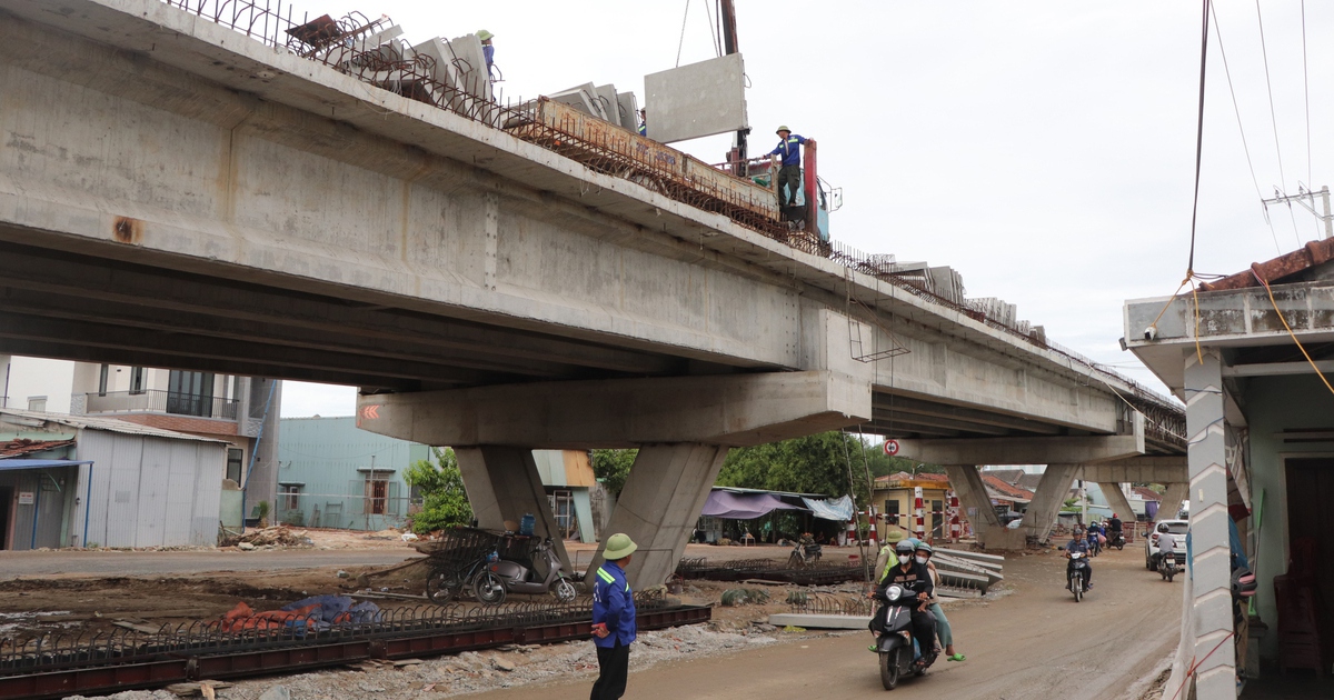 Cô giáo trẻ tử vong ở công trình 1.800 tỉ: Siết an toàn công trường