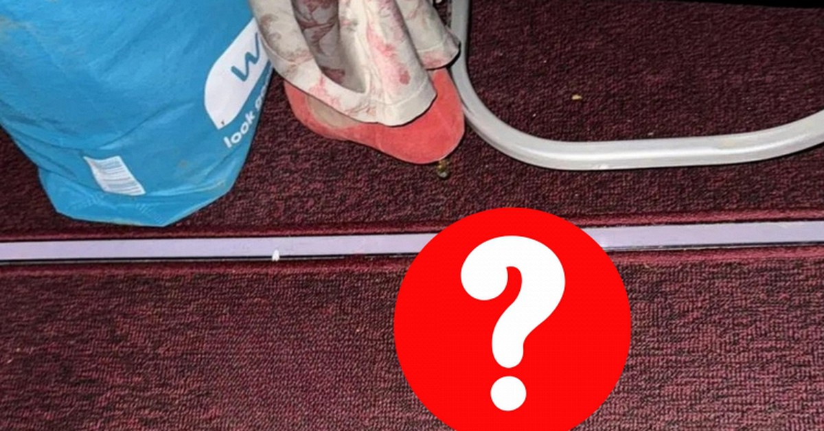 Đang viral vụ người phụ nữ đi vệ sinh trên máy bay, khách hàng kể 40 phút “kinh hoàng” sau đó