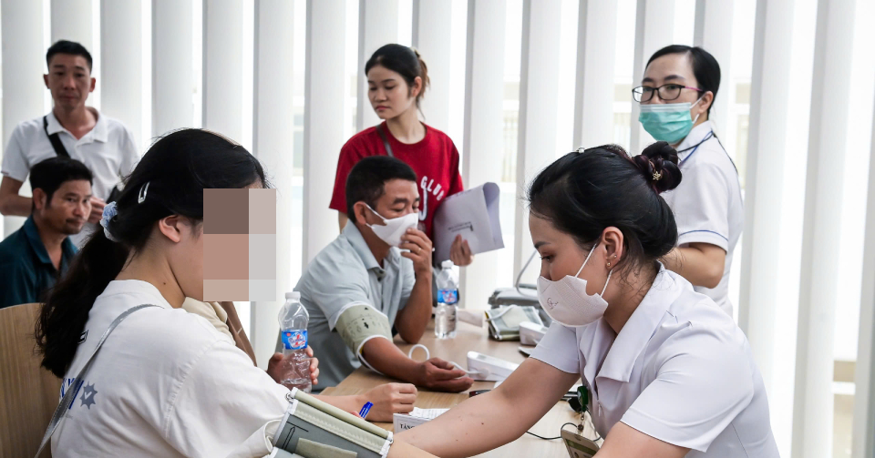 Bác sĩ lý giải câu nói ’49 chưa qua, 53 đã tới’