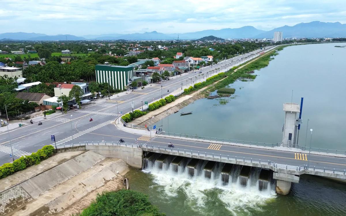 Đập dâng lớn nhất Quảng Ngãi tích đủ nước, vận hành ổn định
