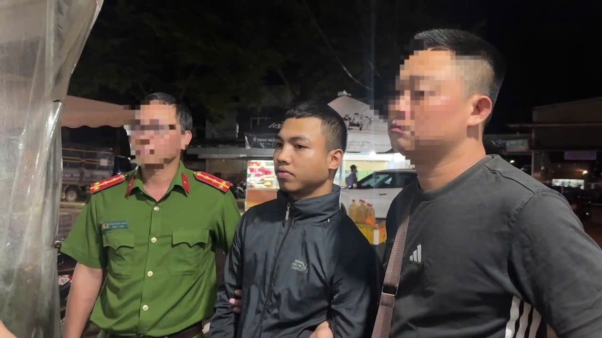 Bắt nghi phạm 20 tuổi hiếp dâm, cướp tiền của phụ nữ 63 tuổi