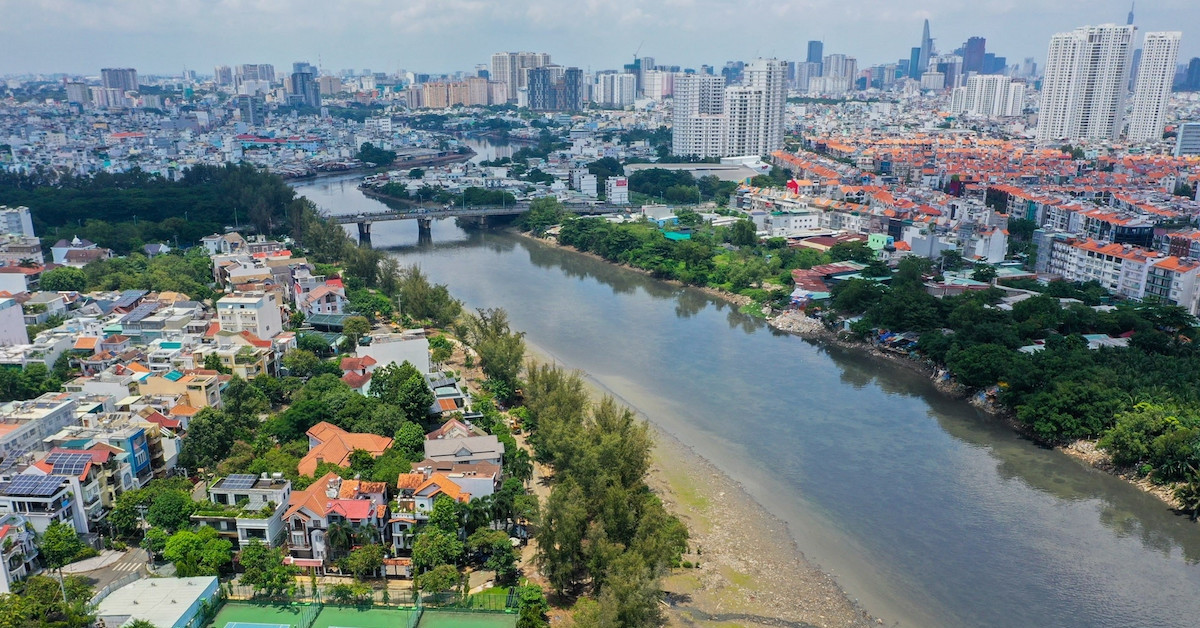Quảng Ngãi: Mẹ mất, em gái yêu cầu chia thừa kế 7 thửa đất, anh trai muốn giao hết cho cha