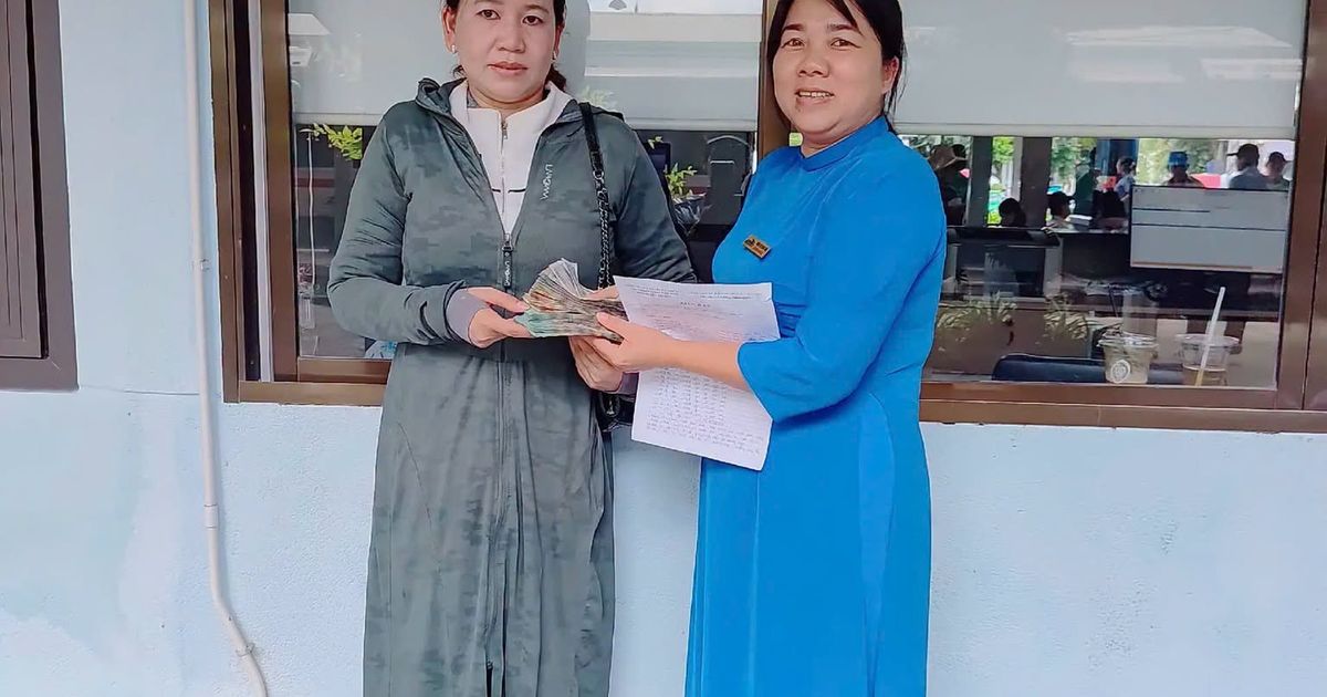 Chiếc túi bị bỏ quên trên tàu khi xuống ga Quảng Ngãi và điều bất ngờ bên trong