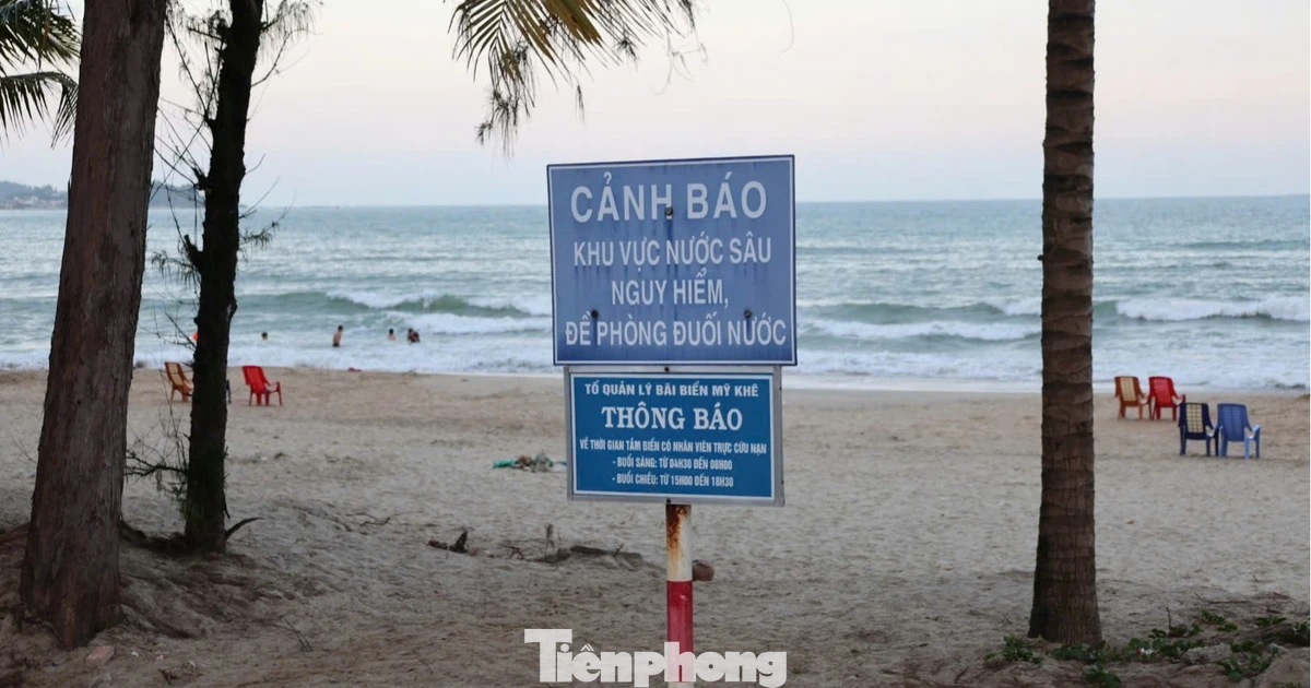 Quảng Ngãi: Kịp thời cứu 5 học sinh rơi vào rãnh sâu khi tắm biển Mỹ Khê