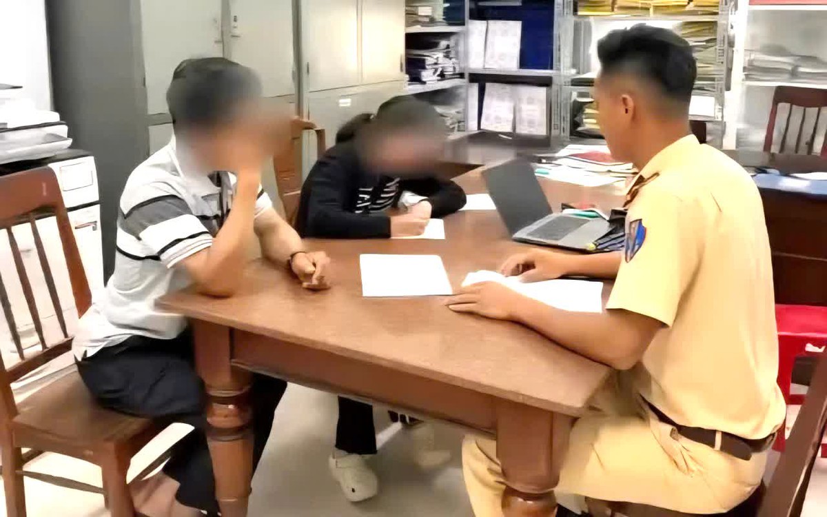 Nữ tài xế đi ô tô ngược chiều trên quốc lộ 1 qua Quảng Ngãi bị phạt 19 triệu đồng