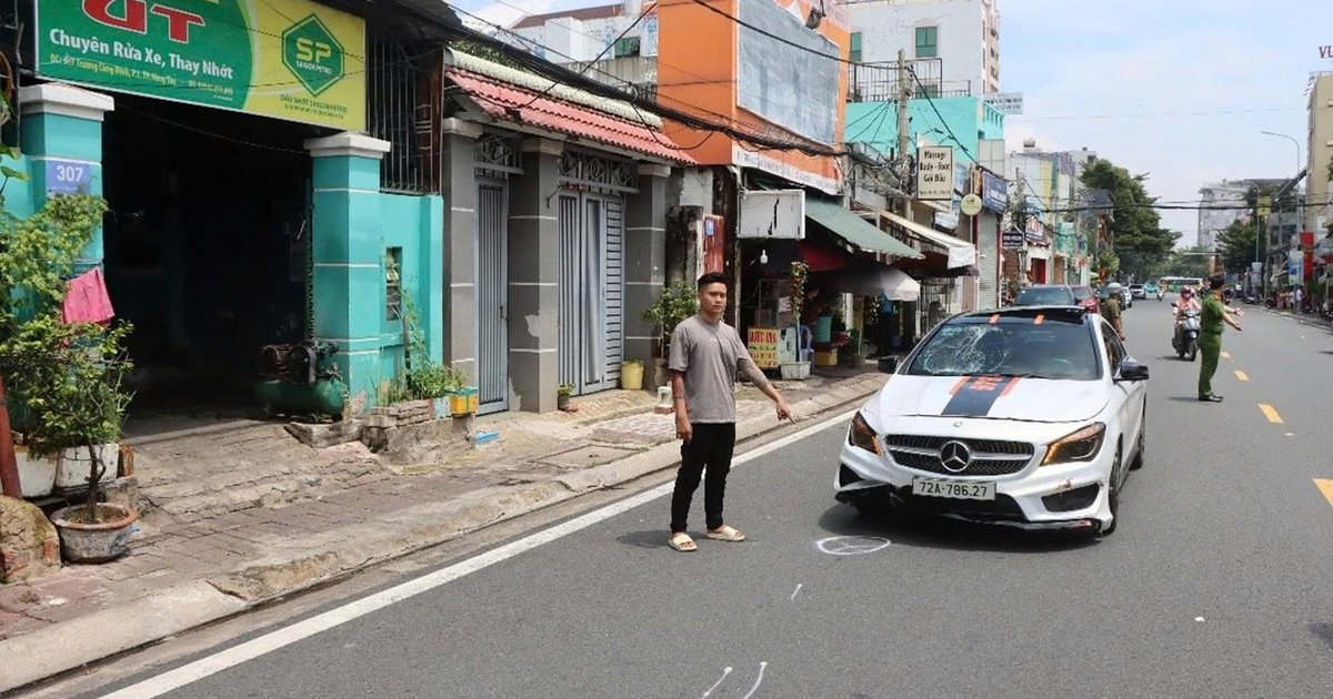 Bắt tạm giam tài xế Mercedes tông ngã 2 người rồi tăng ga bỏ chạy