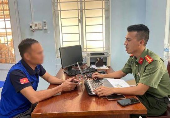 Quảng Ngãi: Giáo dục trường hợp ‘lệch chuẩn’ trên mạng xã hội