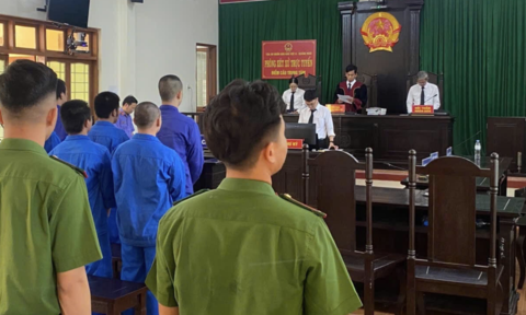 Quảng Ngãi: Nhóm 7 bị cáo lãnh tổng cộng hơn 52 năm tù