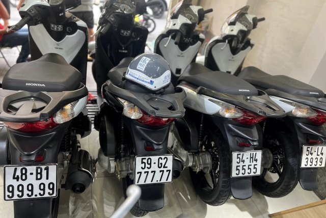 Vì sao biển số xe 5 số lại có một dấu chấm ở giữa? Chi tiết nhỏ nhưng nhiều người chưa biết ý nghĩa