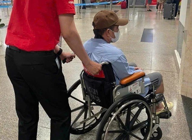 Người chồng sống sót kỳ diệu sau 31 nhát dao trong vụ thảm sát ở Đồng Nai chính thức xuất viện
