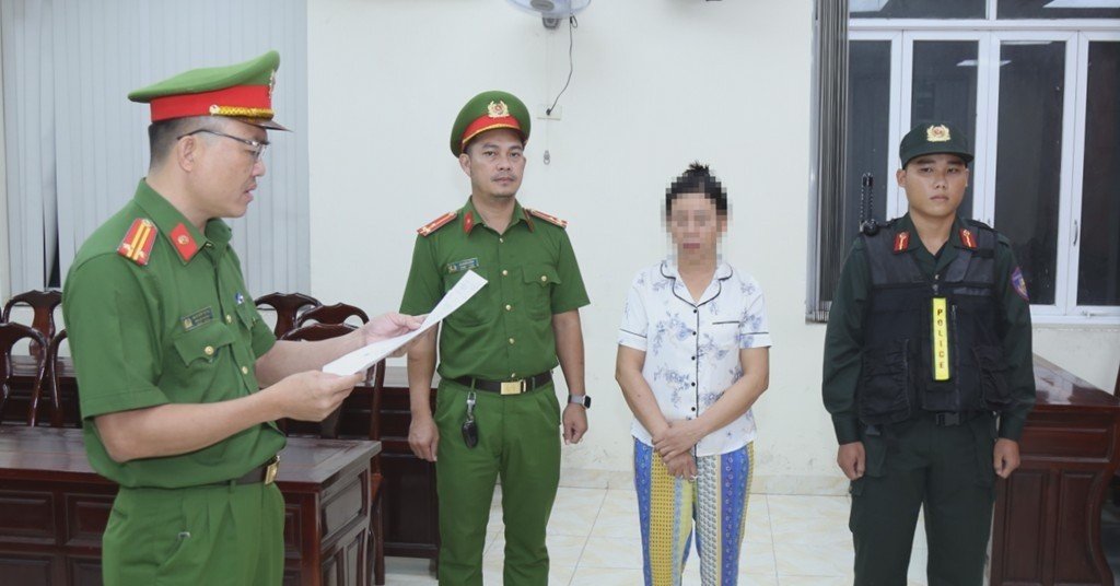 Khởi tố 2 người dùng ‘chất cấm’ vỗ béo cho hơn 2.300 con heo