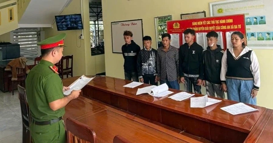 Bị tấn công bởi nhóm có hung khí, người chuẩn bị dao chống đỡ cũng bị khởi tố