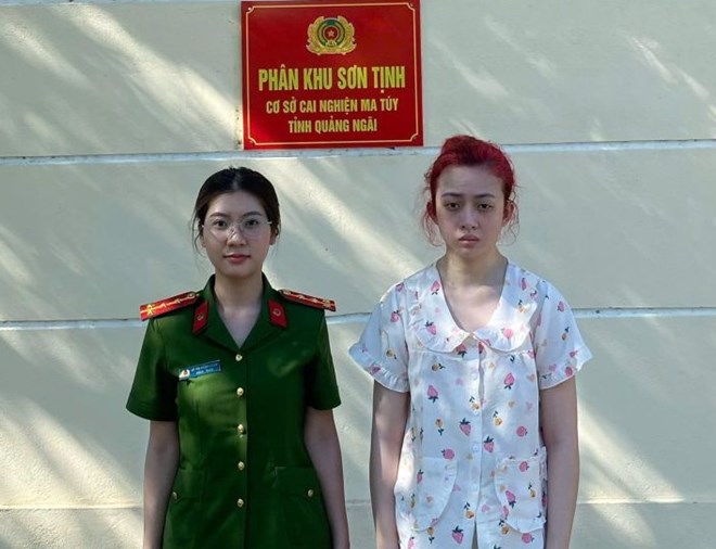 Công an xã đưa đi cai nghiện bắt buộc đối tượng liên quan đến ma túy