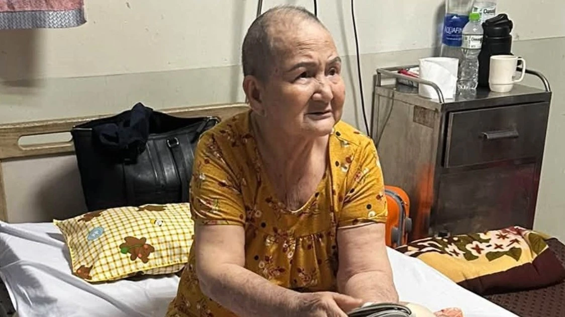 Làm mất tiền chữa bệnh, cụ bà vỡ òa vì người nhặt được ‘khổ hơn mình’ vẫn tìm cách trả lại