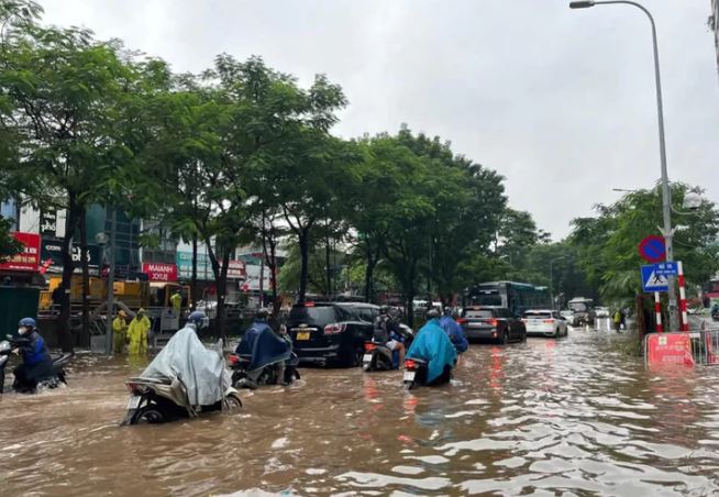 Cao điểm mưa lớn ở miền Trung là ngày nào?