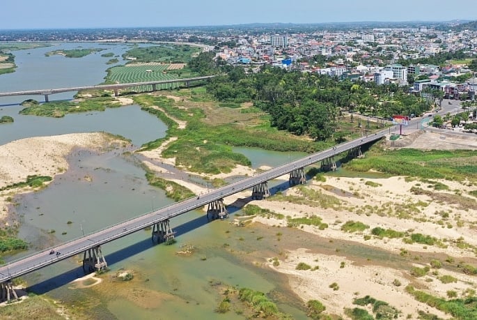 Dòng chảy Trà Khúc hụt tới 64%